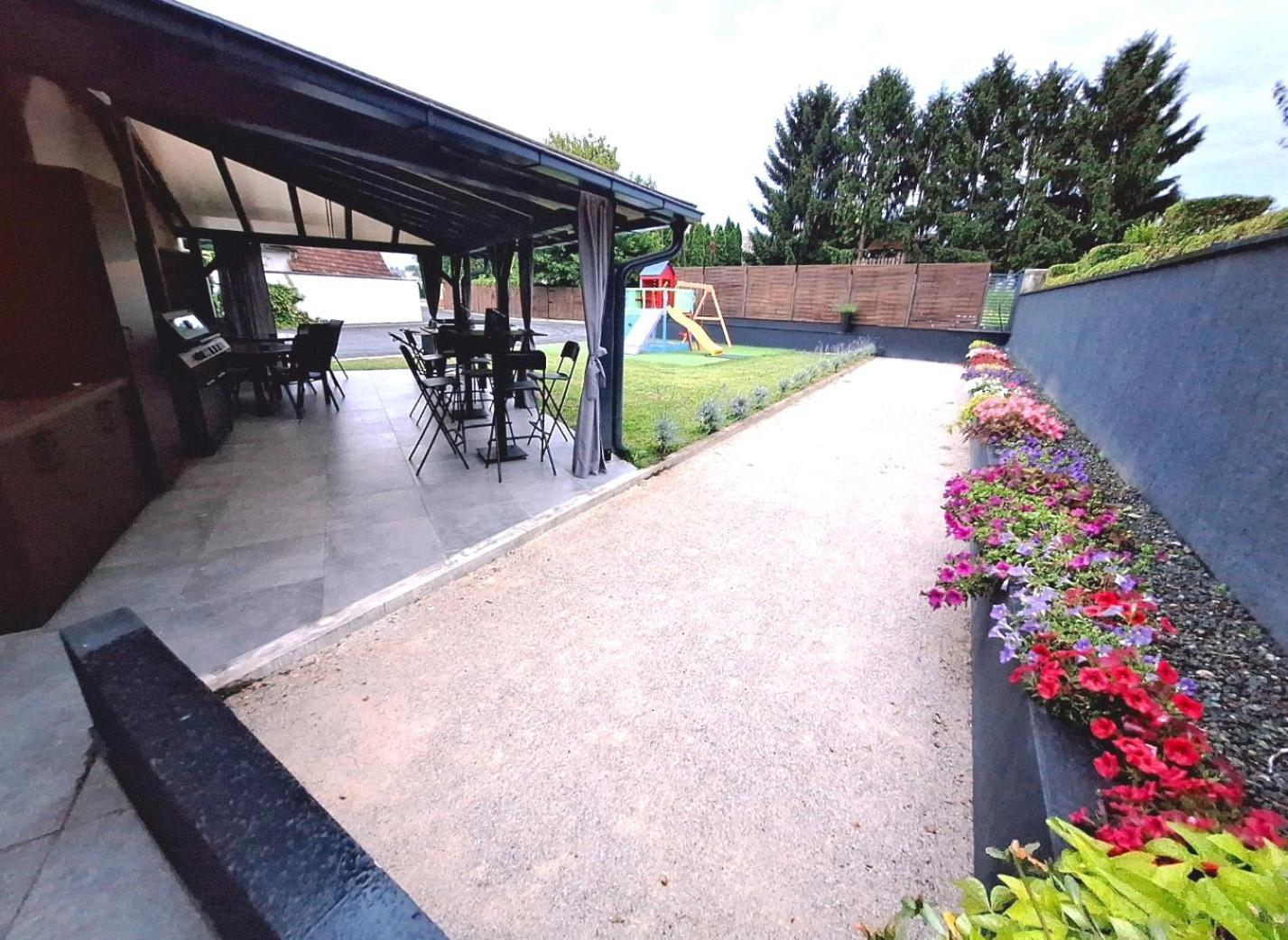 Arcobaleno Apartments & Rooms Varasd Kültér fotó